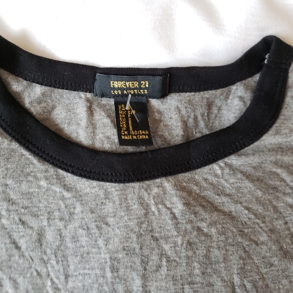 NWT Gray Ringer Tee - Picture 2 of 2
